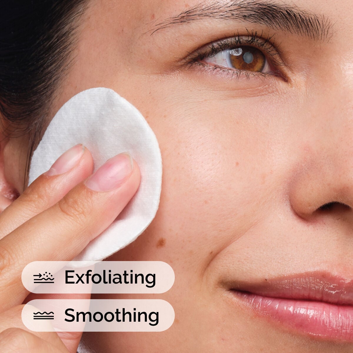 glycolic-acid-7-exfoliating-toner-l5 ord-glycolic-acid-exfoliating-toner-model-application-with-benefits.jpg